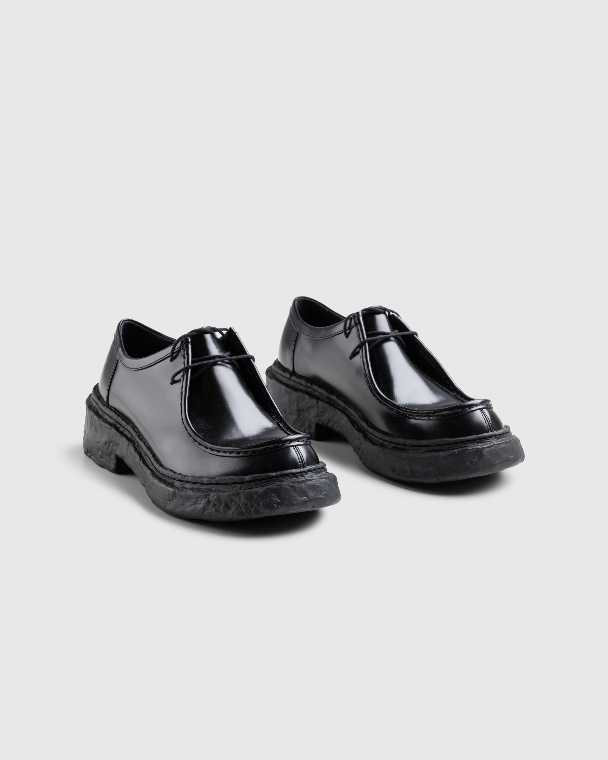 Wallabee top school shoes